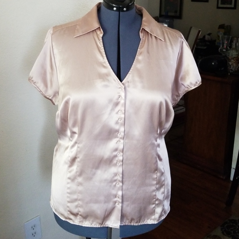 Blouse.